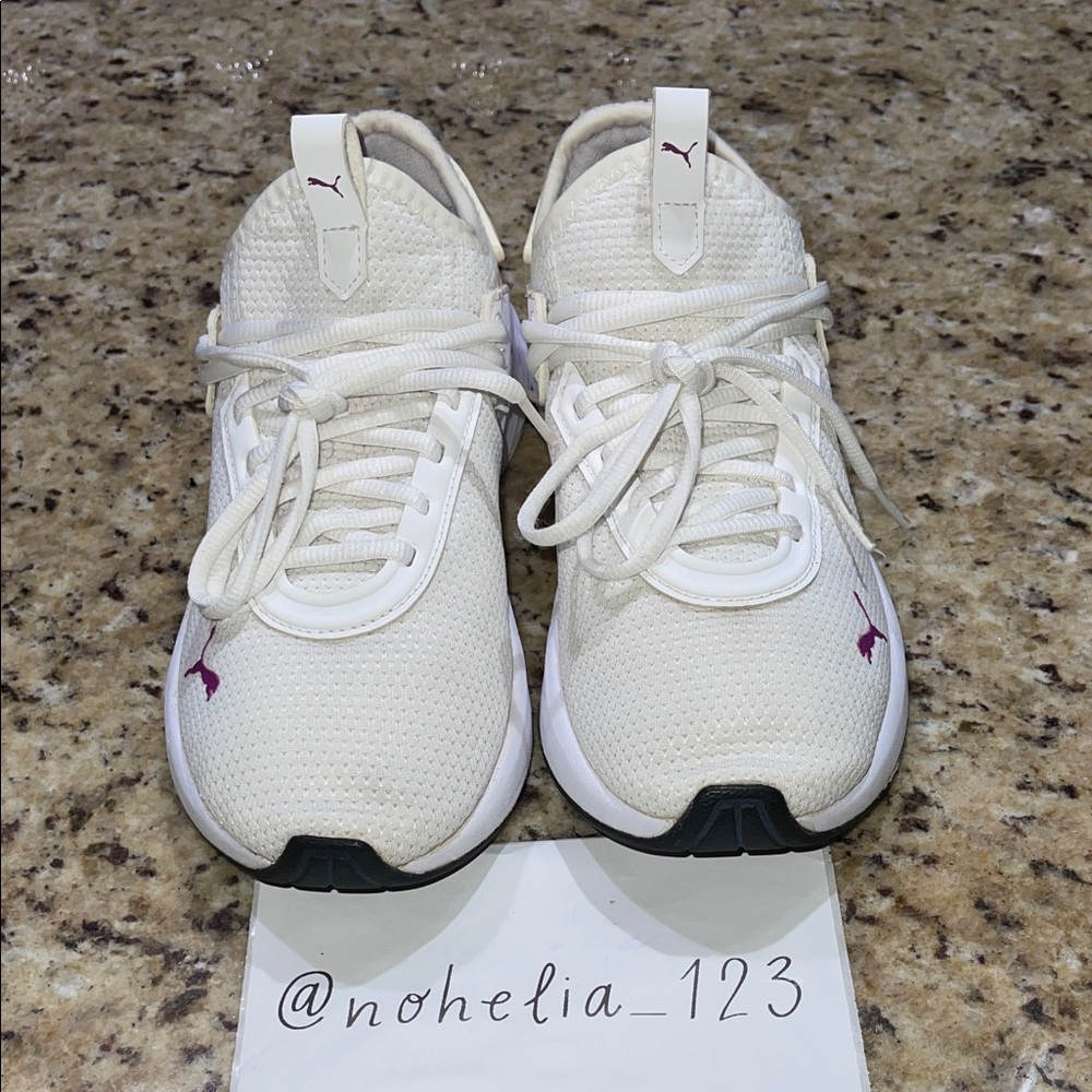 Puma Women's Cream Sneakers